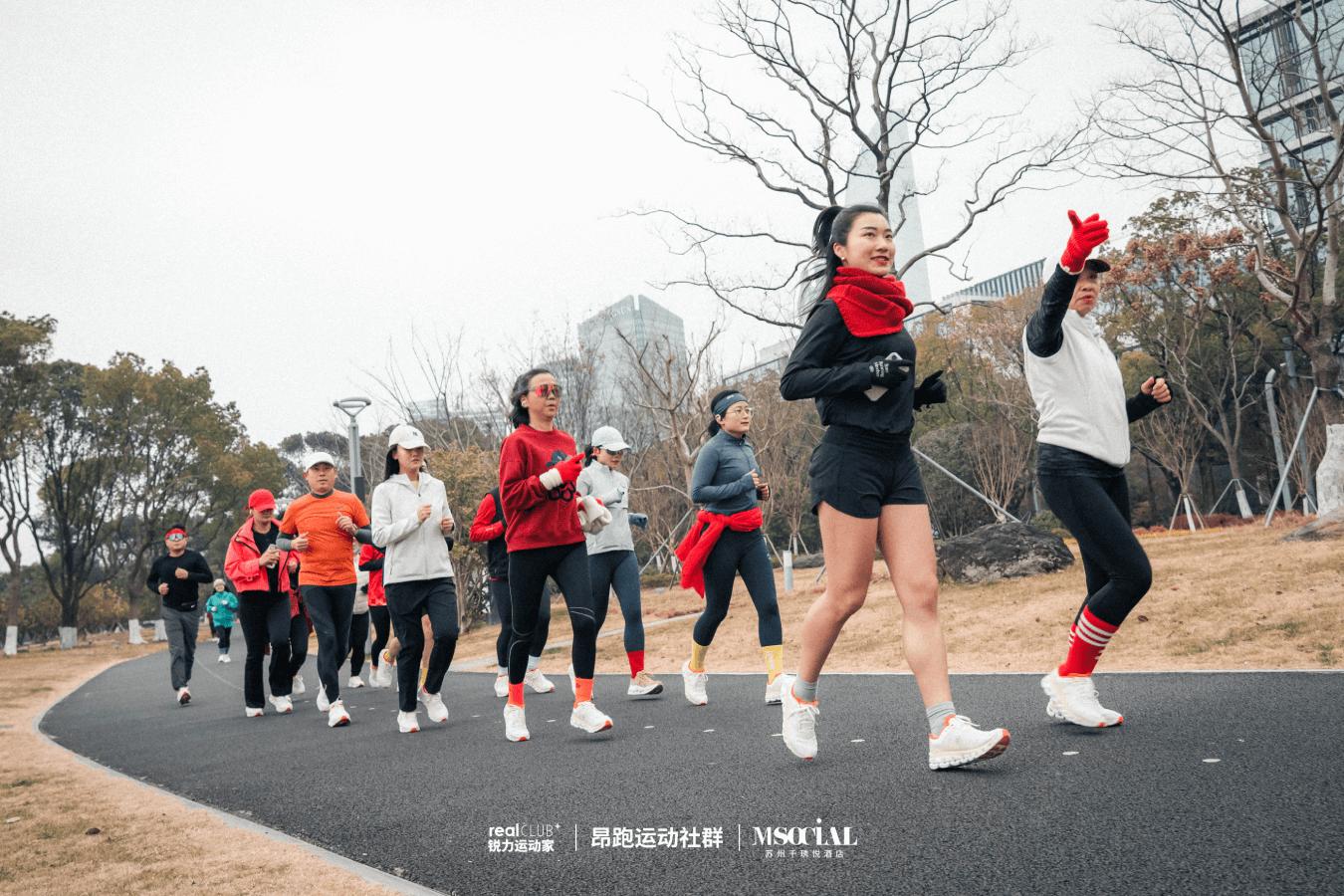 Capturing the vibrant energy of the run to highlight the hotel's focus on wellness and active lifestyles.