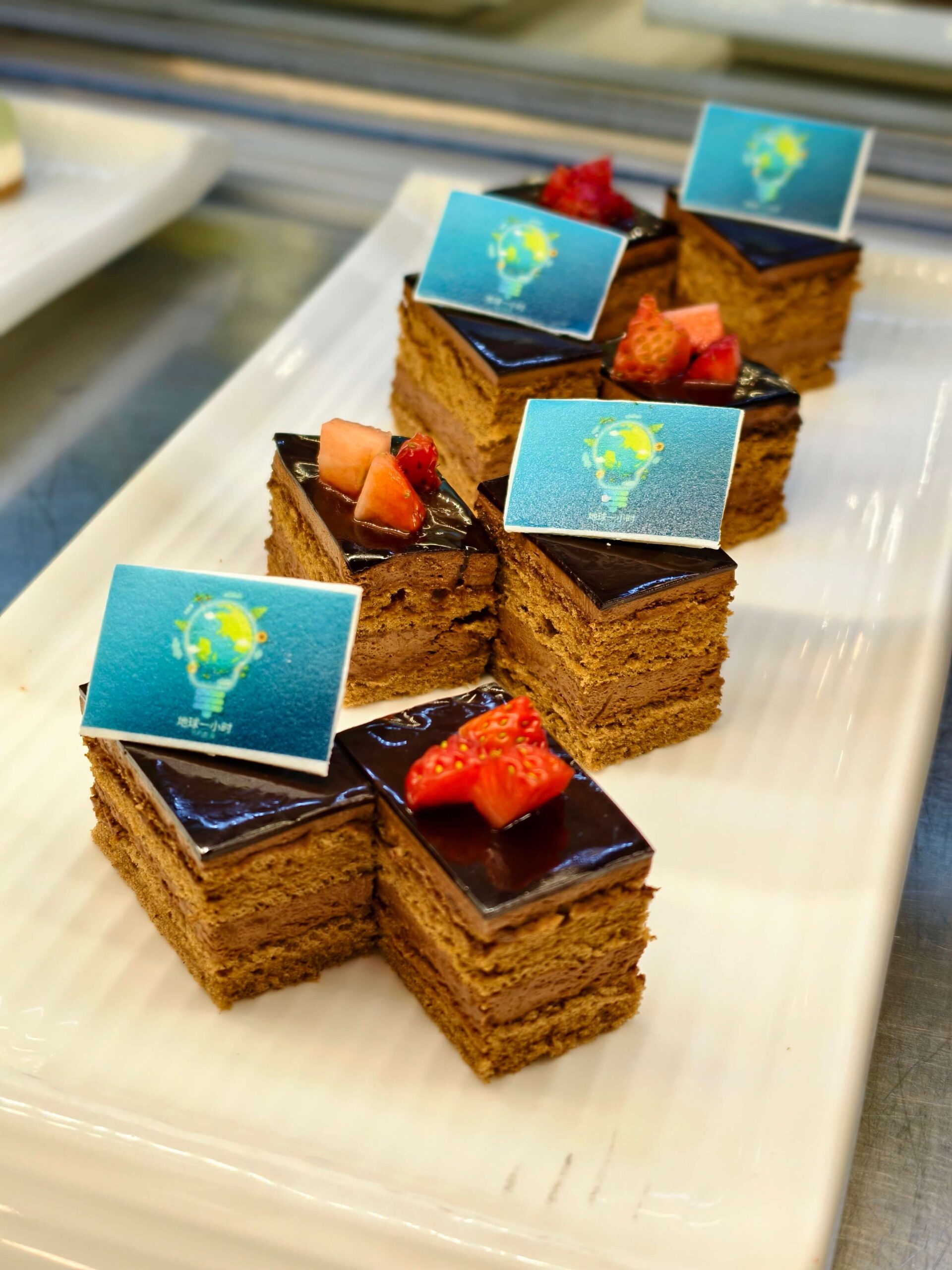 Earth Hour themed desserts at Millennium Harbourview Hotel Xiamen, crafted for the occasion.
