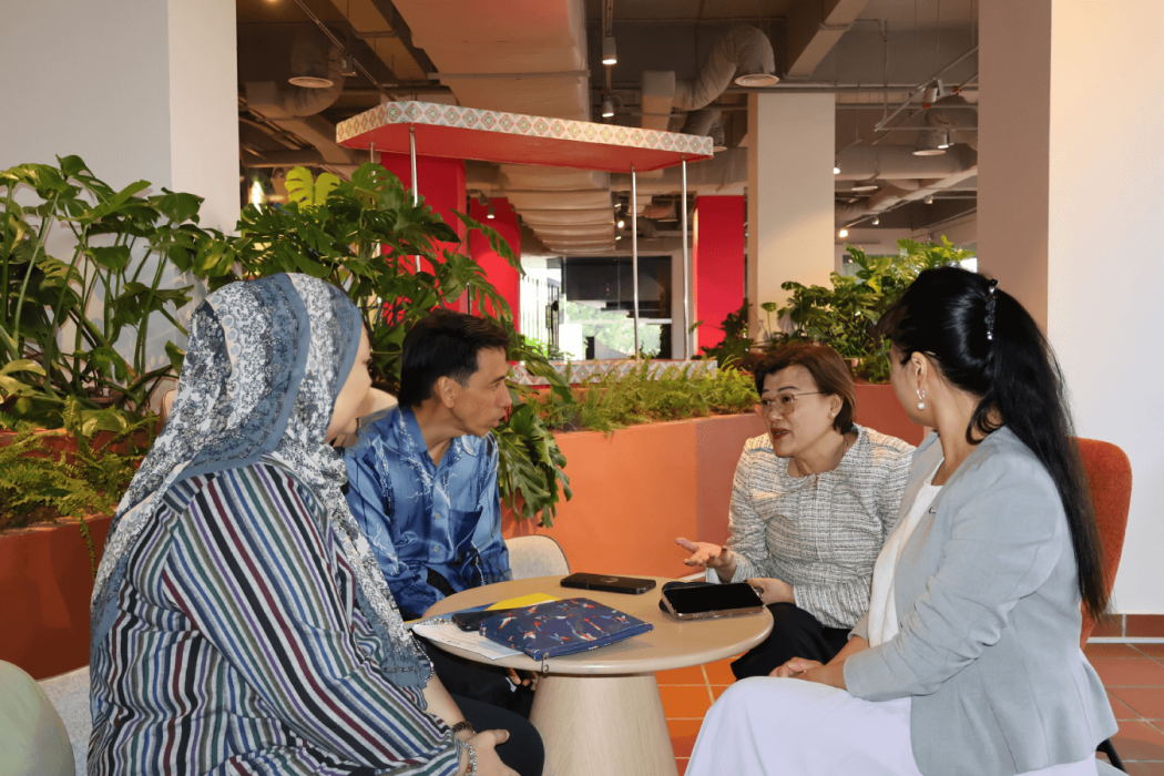 General Manager Jasmine Keh engages with MOTAC Director Dr. Annuar bin Mohamed, demonstrating the resort's proactive approach to aligning operational standards with national tourism benchmarks.