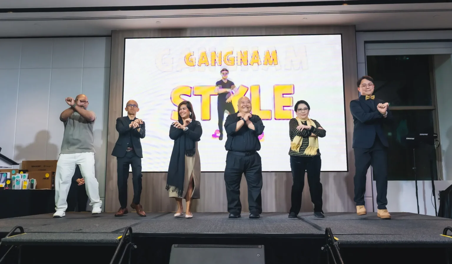 The MHR team showcased remarkable spirit and creativity through lively performances.
